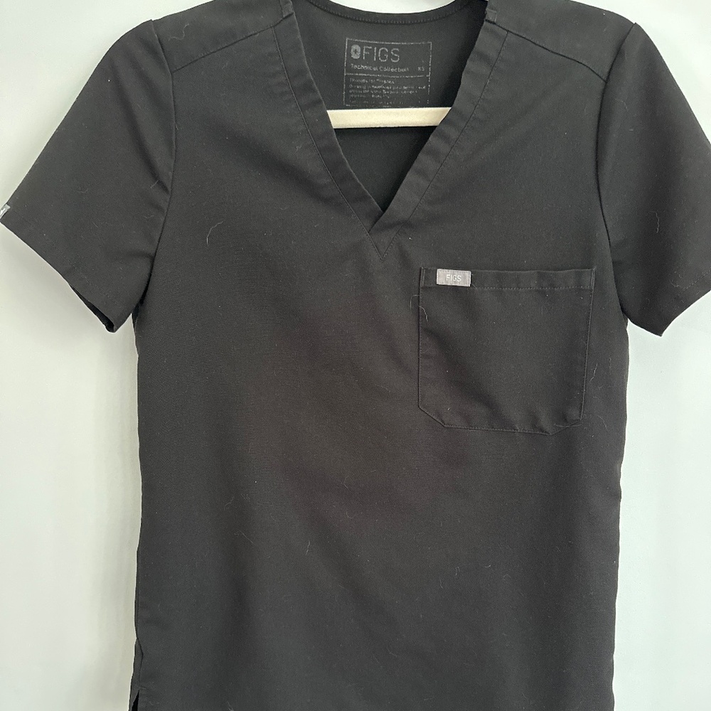 Figs Catarina scrub top